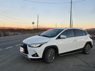 2022 Toyota Yaris L XP150 Рестайлинг, белый, 2600000 рублей, вид 1