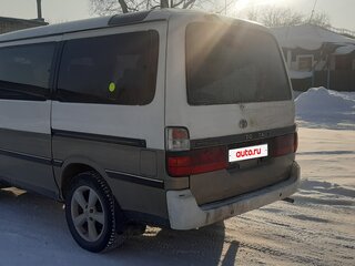 1992 Toyota HiAce H100, белый, 500000 рублей, вид 3