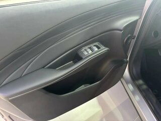 2026 Omoda C7, серебристый, 3099000 рублей, вид 5