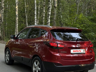 2010 Hyundai ix35 I, красный, 970000 рублей, вид 5