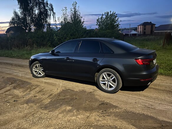 2015 Audi A4 V (B9), чёрный - вид 3