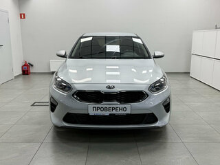 2019 Kia Ceed III, серебристый, 1580000 рублей, вид 2
