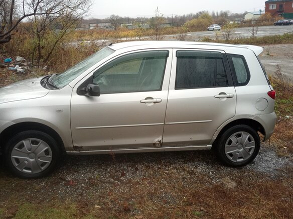2003 Mazda Demio II (DY), серый, 130000 рублей - вид 3