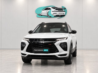 2022 Chevrolet TrailBlazer III, белый, 2066500 рублей, вид 3