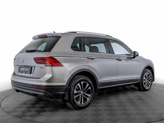 2018 Volkswagen Tiguan II, серебристый, 2720000 рублей, вид 5
