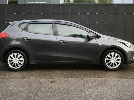 2015 Kia Ceed II, серый, 1045000 рублей, вид 4