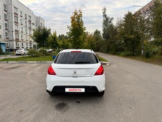 2013 Peugeot 308 I Рестайлинг, белый, 670000 рублей, вид 5