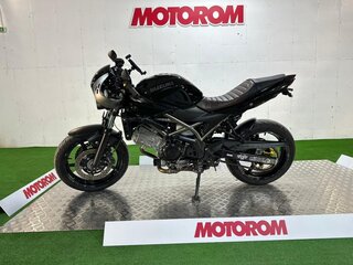 2021 Suzuki SV 650, чёрный, 525000 рублей, вид 1