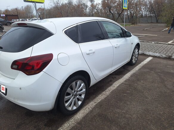 2012 Opel Astra J, белый, 460000 рублей - вид 6