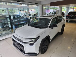 2025 Toyota RAV4 VI (XA60), белый, 4150000 рублей, вид 2