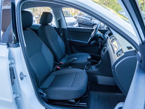 2014 Skoda Rapid I, белый, 955000 рублей - вид 7