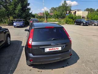 2007 Ford Fiesta Mk5, серый, 279000 рублей, вид 3