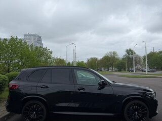 2021 BMW X5 30d IV (G05/G18), чёрный, 5000000 рублей, вид 3