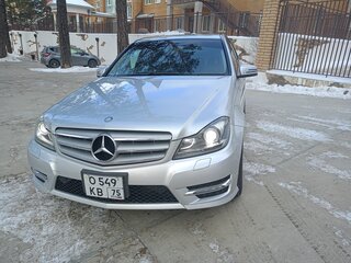 2012 Mercedes-Benz C-Класс 180 BlueEFFICIENCY III (W204) Рестайлинг, серебристый, 1350000 рублей, вид 2