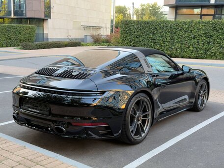 2023 Porsche 911 Targa 4 GTS VIII (992), чёрный, 20850000 рублей, вид 5