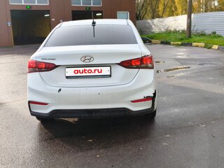 2019 Hyundai Solaris II, белый, 1070000 рублей, вид 4
