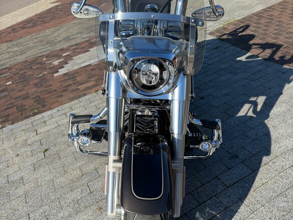 2020 Harley-Davidson Fat Boy, коричневый, 2450000 рублей - вид 19