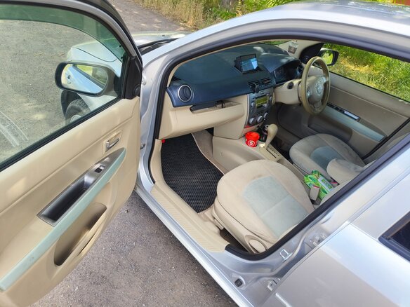 2002 Mazda Demio I (DW), серебристый, 315000 рублей - вид 10