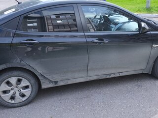 2015 Hyundai Solaris I Рестайлинг, чёрный, 1150000 рублей, вид 2