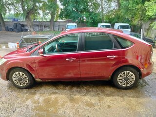 2008 Ford Focus II Рестайлинг, пурпурный, 380000 рублей, вид 4