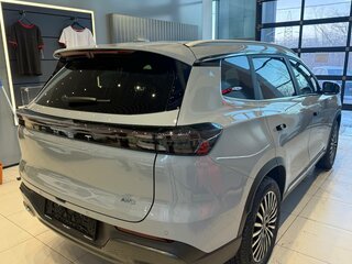 2026 Tenet T8, серый, 3846150 рублей, вид 4