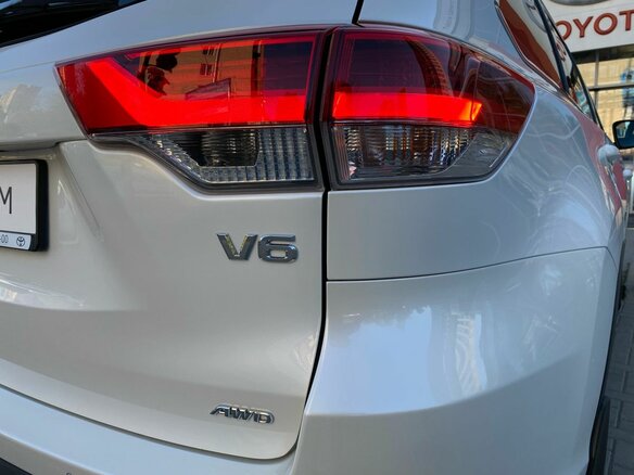 2019 Toyota Highlander III (XU50) Рестайлинг, белый - вид 9