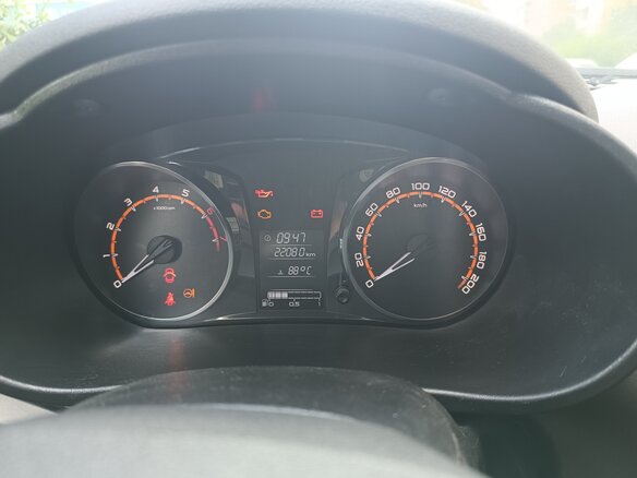 2024 Lada (ВАЗ) Granta I Рестайлинг, белый, 880000 рублей - вид 11