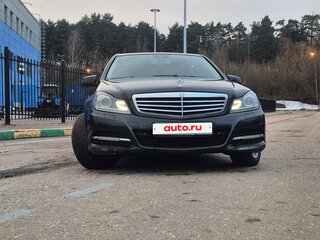 2011 Mercedes-Benz C-Класс 200 III (W204) Рестайлинг, чёрный, 1200000 рублей, вид 3