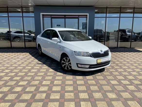 2016 Skoda Rapid I, белый, 790000 рублей - вид 2