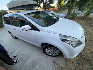 2006 Mazda MPV III (LY), белый, 1200000 рублей, вид 3