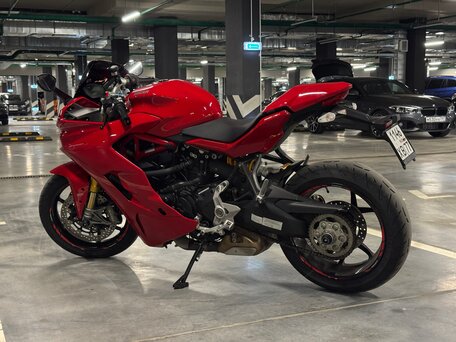 2018 Ducati Supersport, красный, 1039000 рублей, вид 5