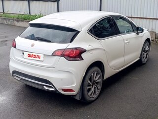 2013 Citroen DS4, белый, 700000 рублей, вид 1