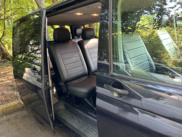 2014 Volkswagen Caravelle T5 Рестайлинг, чёрный, 1750000 рублей - вид 7