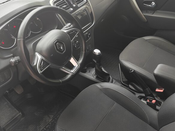 2021 Renault Sandero Stepway II Рестайлинг, серый, 1200000 рублей - вид 6