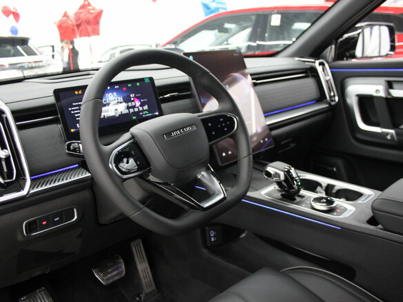 2026 Jaecoo J7 I, чёрный, 2959900 рублей - вид 7