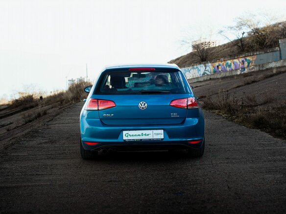 2013 Volkswagen Golf VII, голубой, 990000 рублей - вид 19