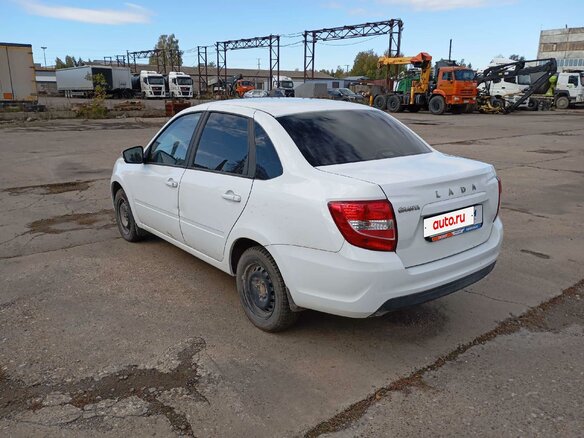 2024 Lada (ВАЗ) Granta I Рестайлинг, белый, 600780 рублей - вид 3