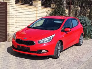 2014 Kia Ceed II, красный, 960000 рублей, вид 1