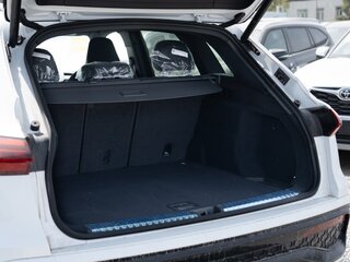 2026 Audi Q5 L III (GU), белый, 6300000 рублей, вид 5
