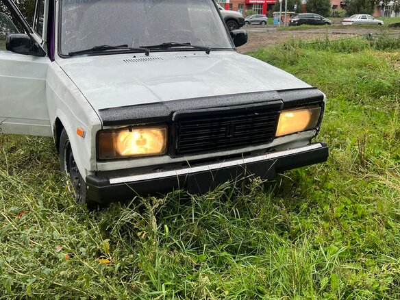 2004 Lada (ВАЗ) 2107, белый - вид 5