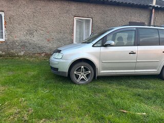 2006 Volkswagen Touran I, серебристый, 545000 рублей, вид 3