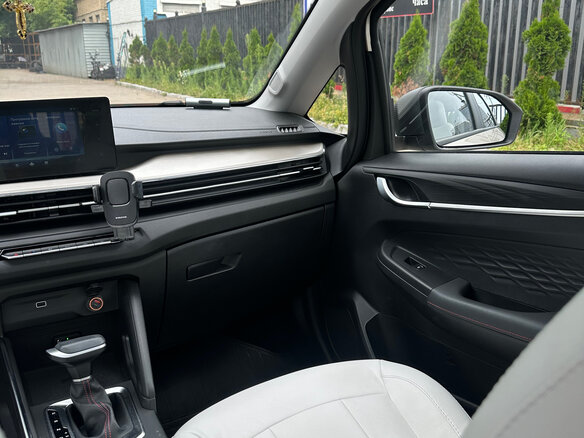2023 Livan X3 Pro, золотистый, 1250000 рублей - вид 16