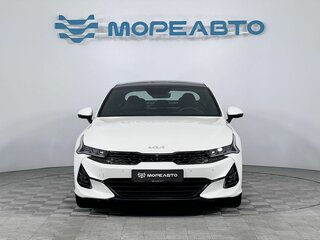 2020 Kia K5 III, белый, 2500000 рублей, вид 2
