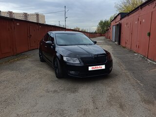 2017 Skoda Octavia III (A7), чёрный, 2000000 рублей, вид 3