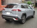 2023 Toyota Corolla Cross I, серебристый - вид 3