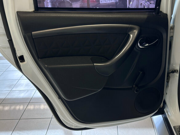 2016 Renault Duster I Рестайлинг, белый, 1240000 рублей - вид 14