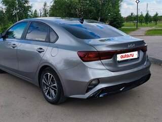 2021 Kia Forte III Рестайлинг, серый, 2195000 рублей, вид 5