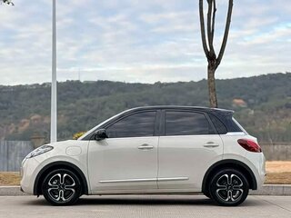 2025 Wuling Binguo 37.9 kWh, белый, 1170548 рублей, вид 4