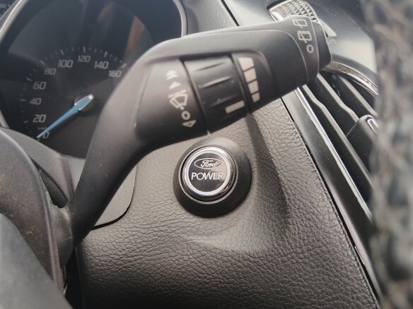 2011 Ford Focus III, чёрный, 730000 рублей - вид 10