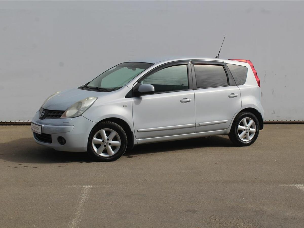 Открыть фотографии: Nissan Note I
